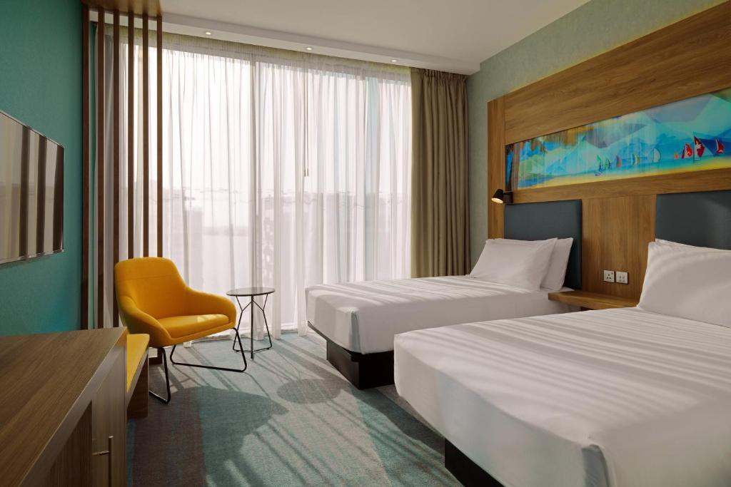 Aloft Palm Jumeirah 4*